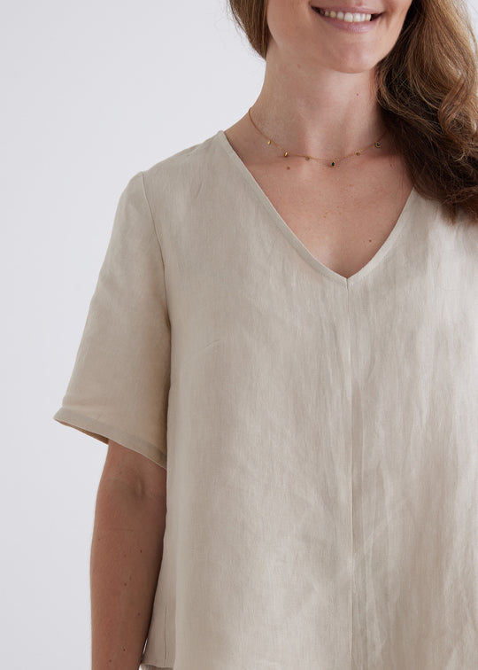 Carly Linen Top in Oatmeal
