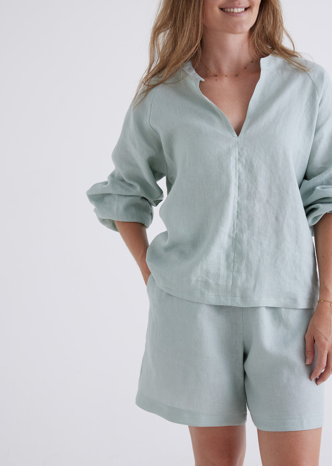 Tanya Linen Top in Sage