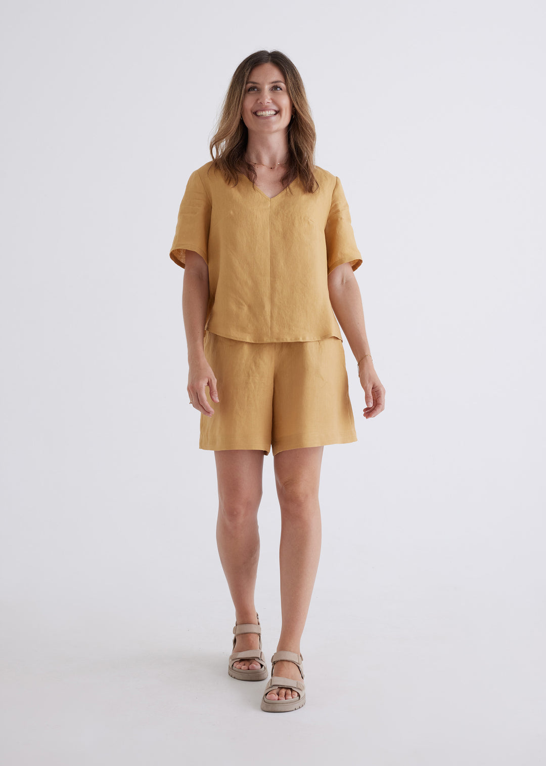 Marley Linen Shorts in Ochre