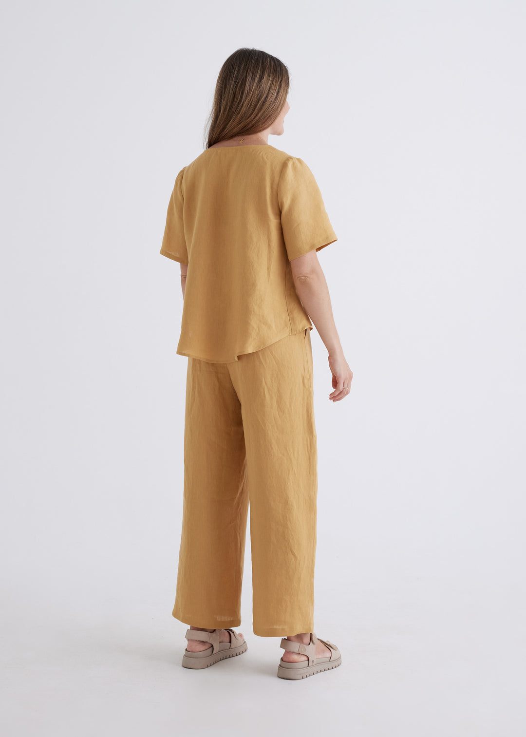 Carly Linen Top in Ochre