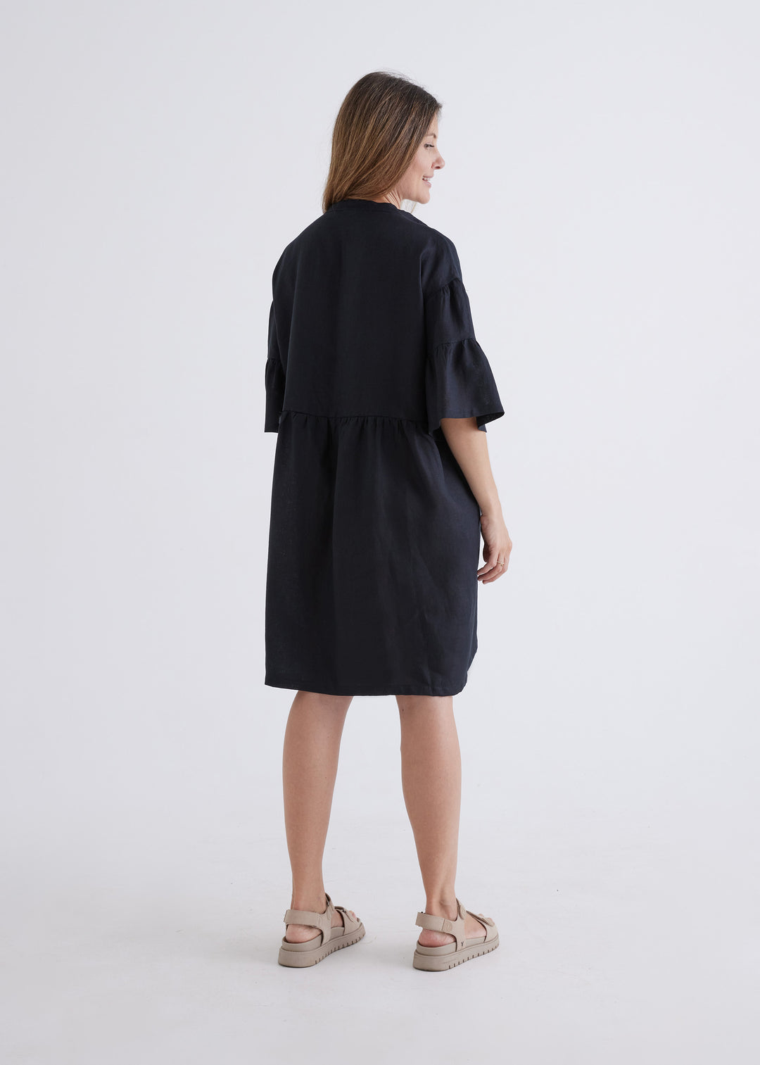 Lisa Linen Dress in Black
