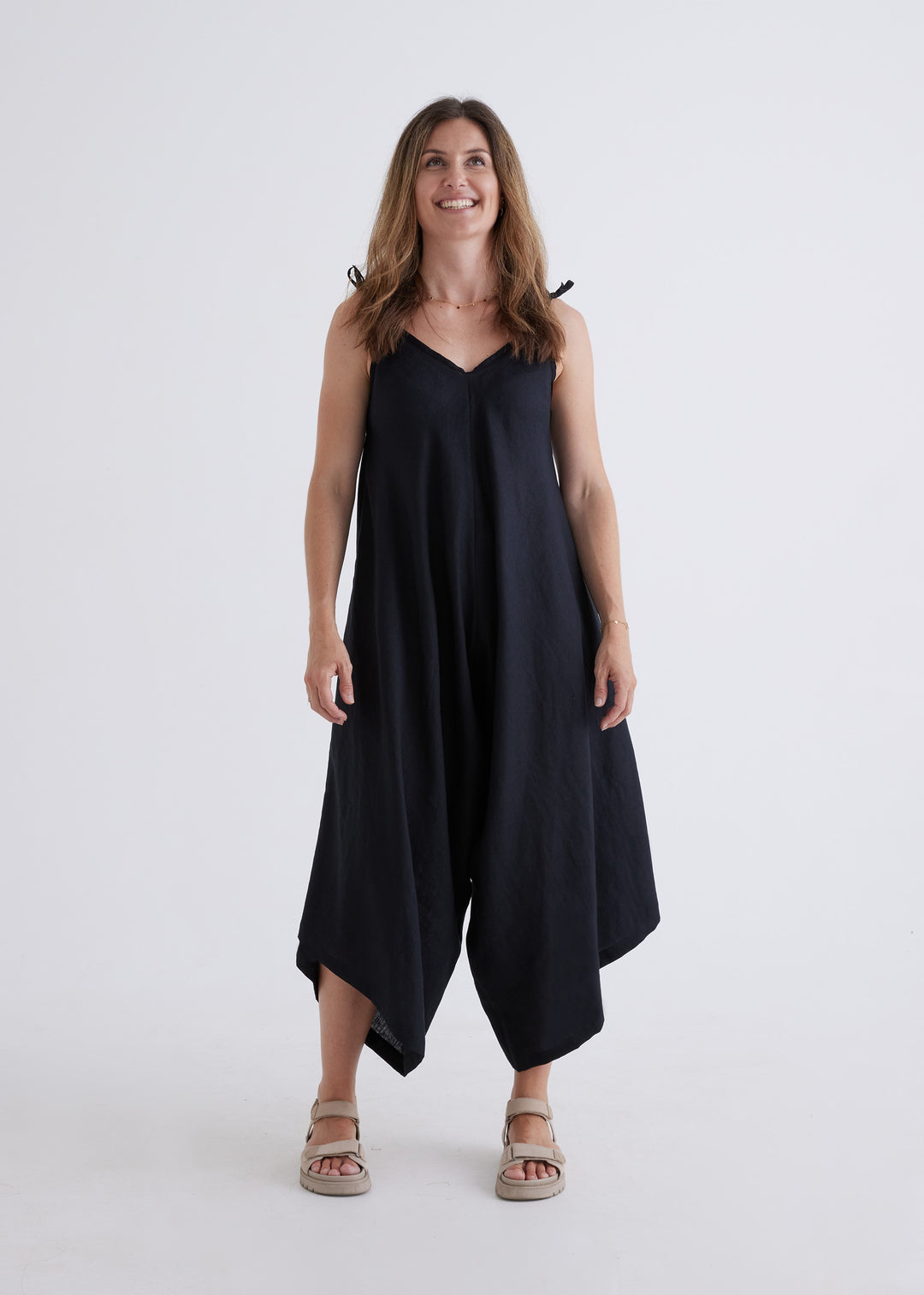 Willow Linen Jumpsuit in Black