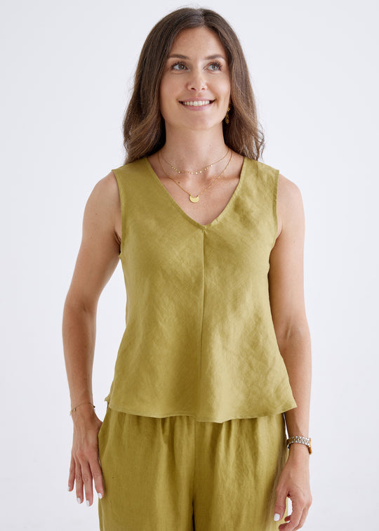 Amy Linen Top in Olive