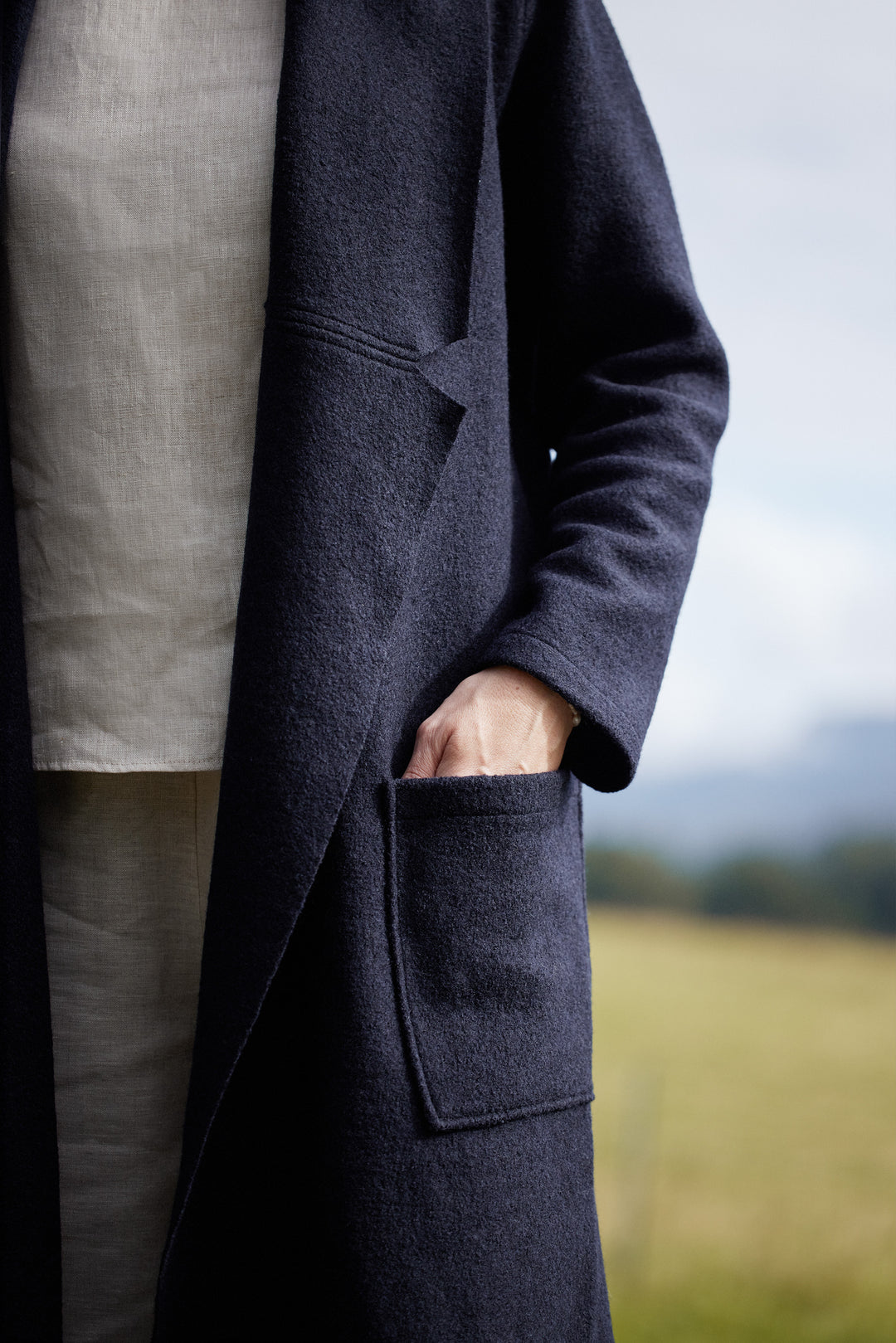 Nebel Wool Coat in Navy