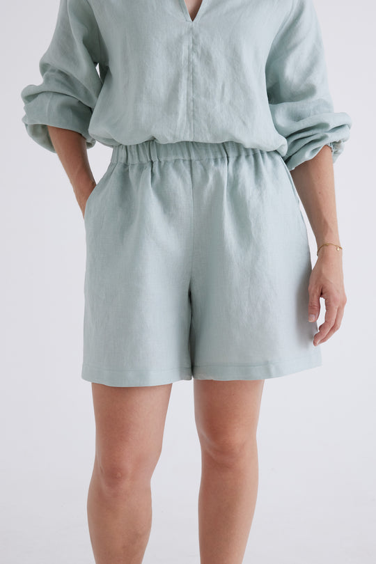 Marley Linen Shorts in Sage