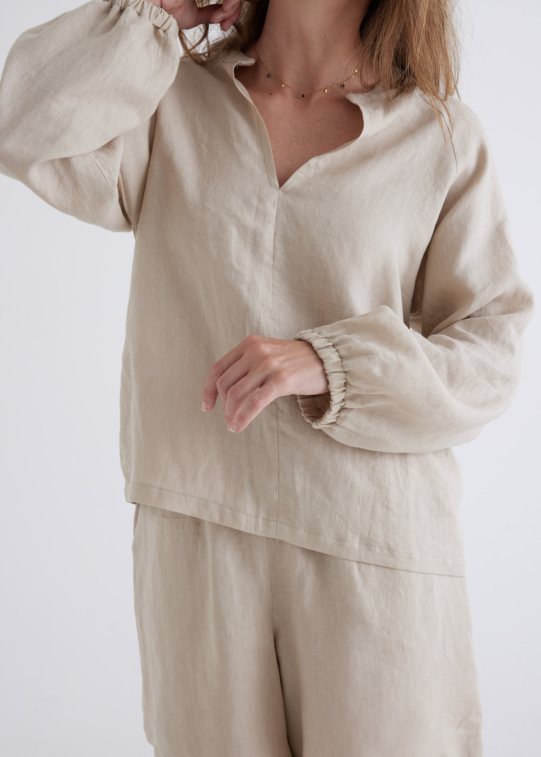 Tanya Linen Top in Oatmeal