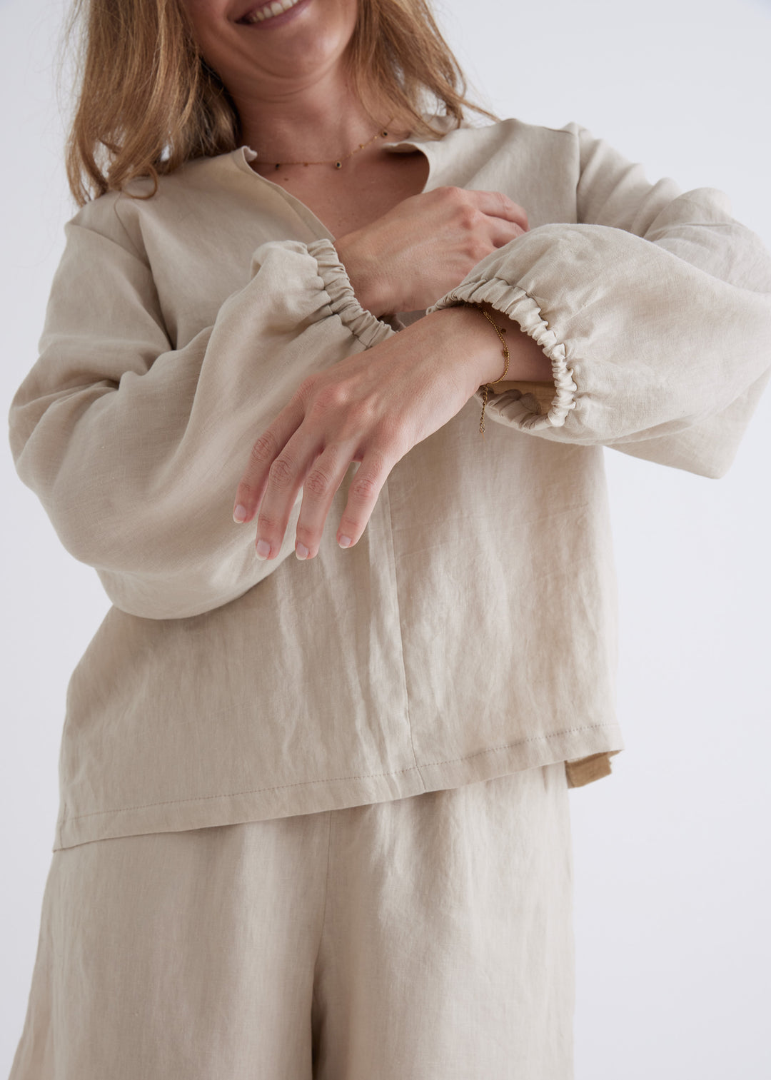 Tanya Linen Top in Oatmeal