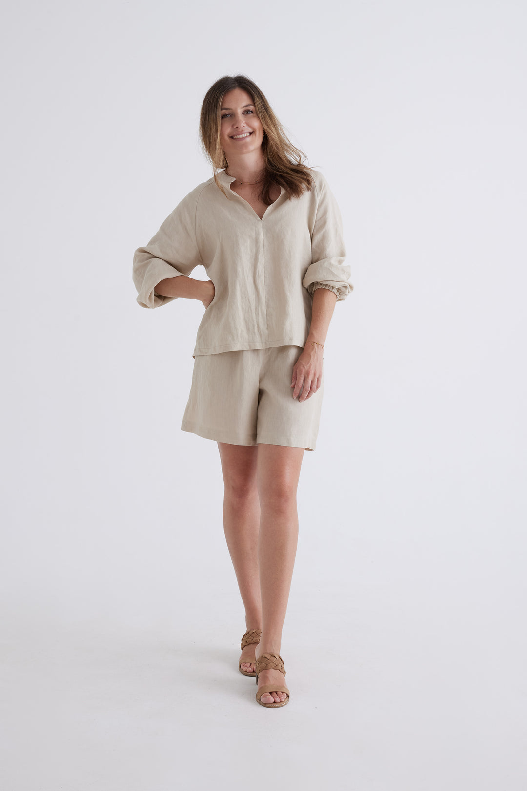 Marley Linen Shorts in Oatmeal