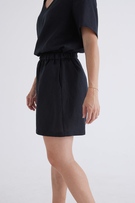 Marley Linen Shorts in Black