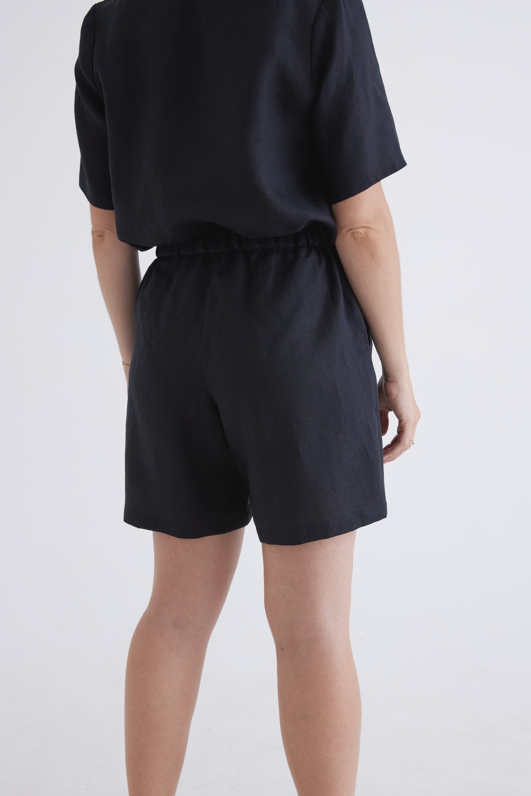 Marley Linen Shorts in Black