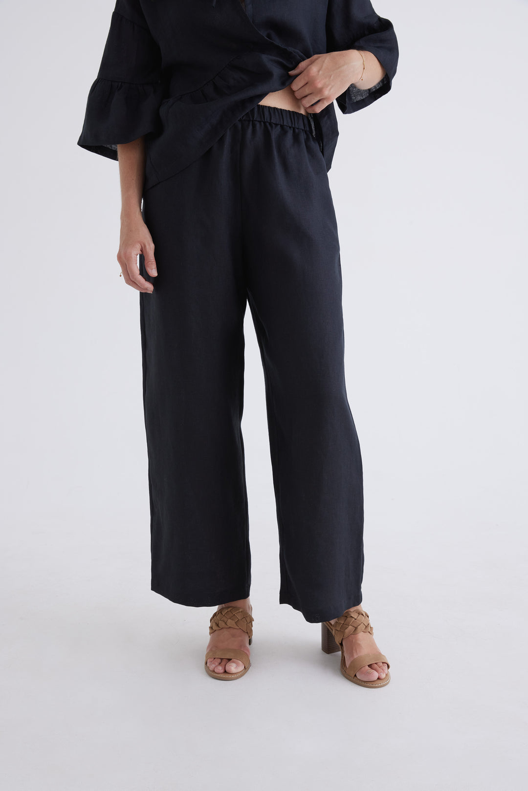 Zara Linen Pants in Black