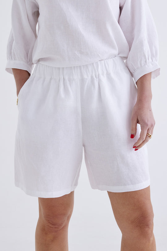 Marley Linen Shorts in White