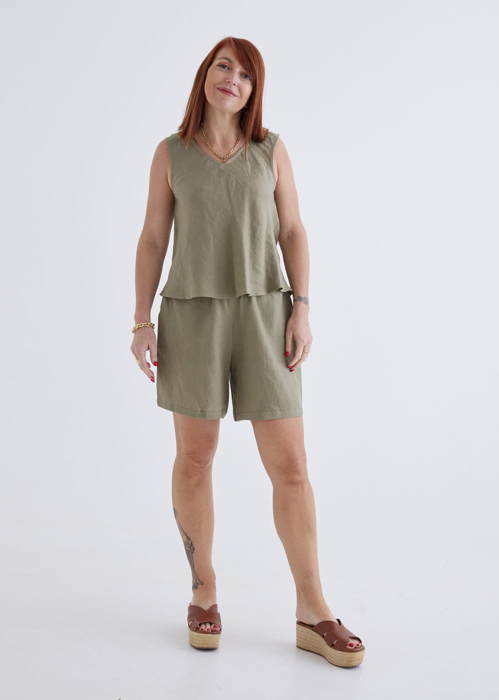 Amy Linen Top in Khaki