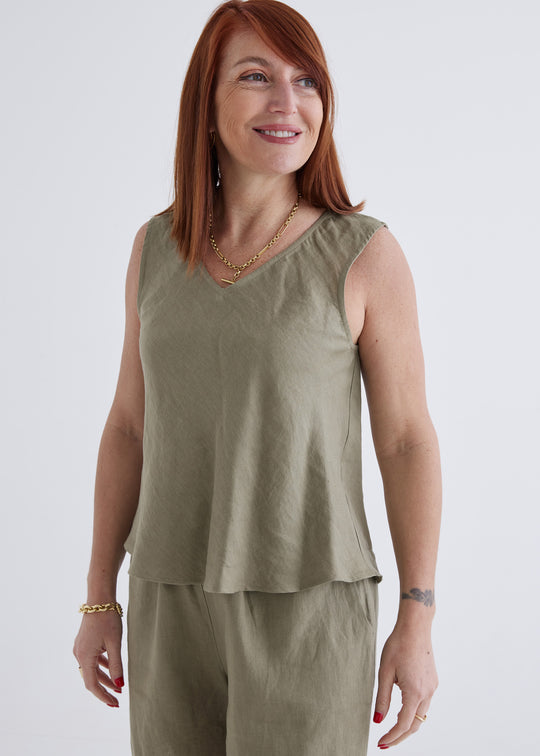 Amy Linen Top in Khaki