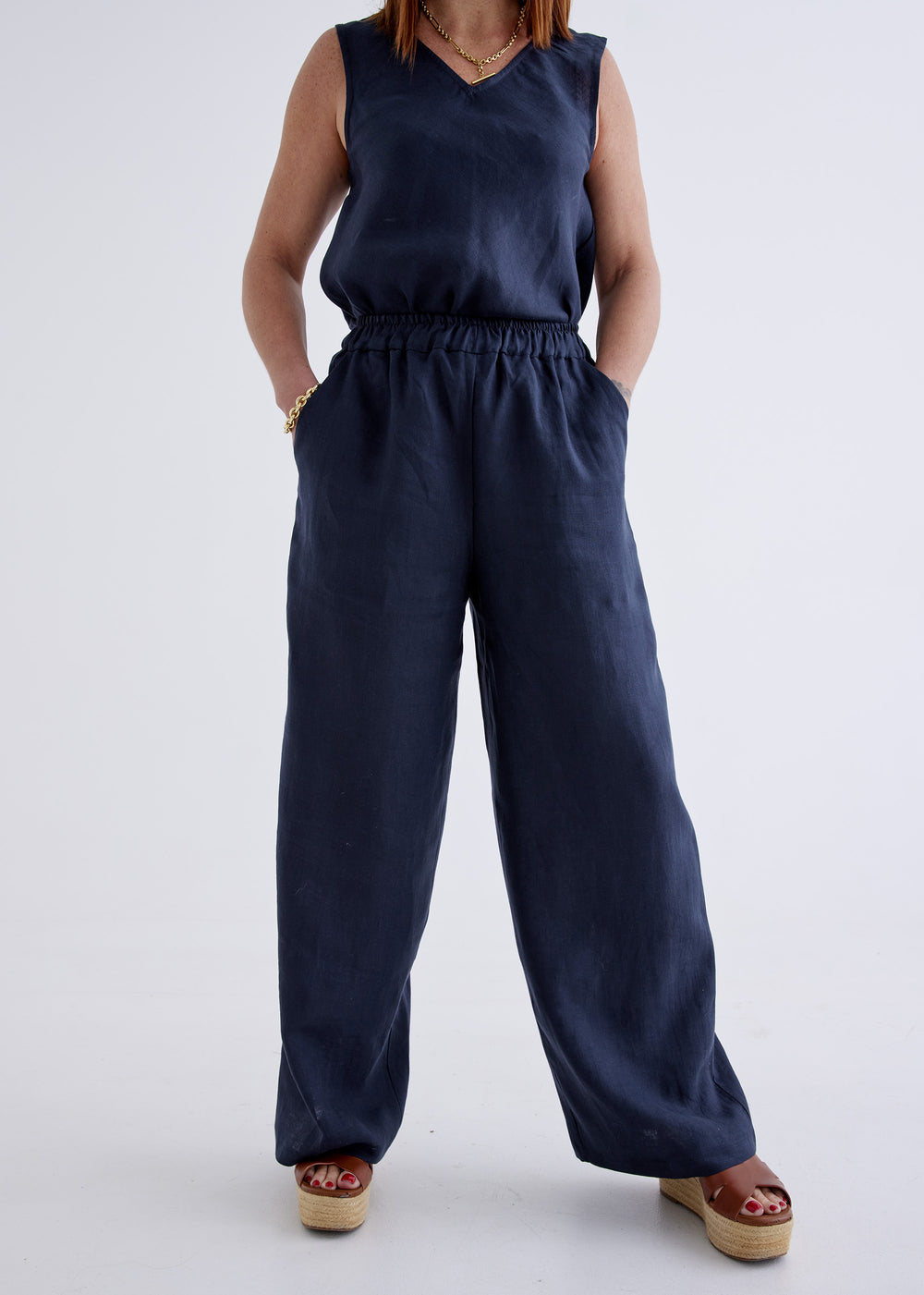 Lana Linen Pants in Navy