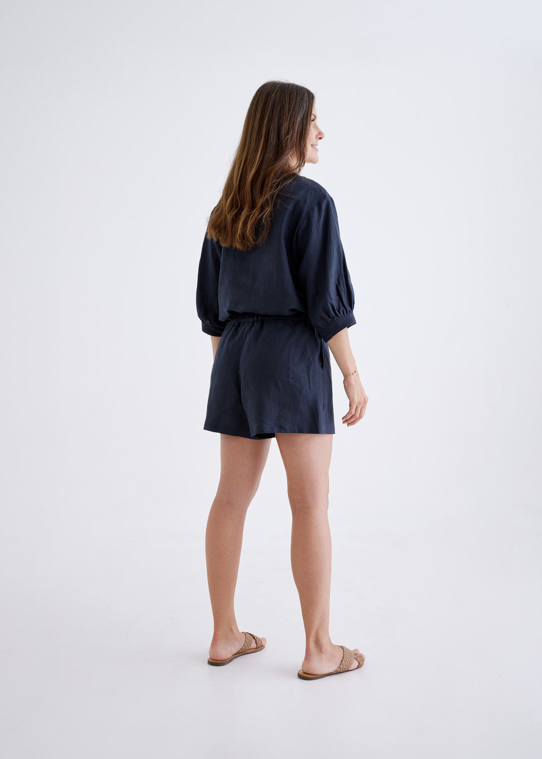 Marley Linen Shorts in Navy