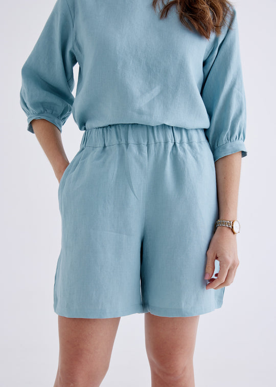 Marley Linen Shorts in Spring Blue